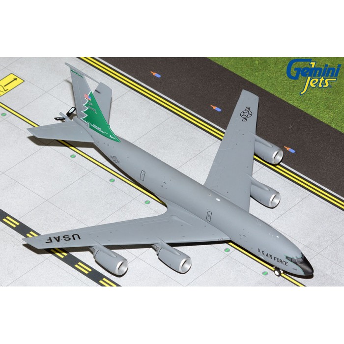 USAF Boeing KC-135R Stratotanker Maine ANG 1:200 USAF Boeing KC-135R Stratotanker Maine ANG 1:200