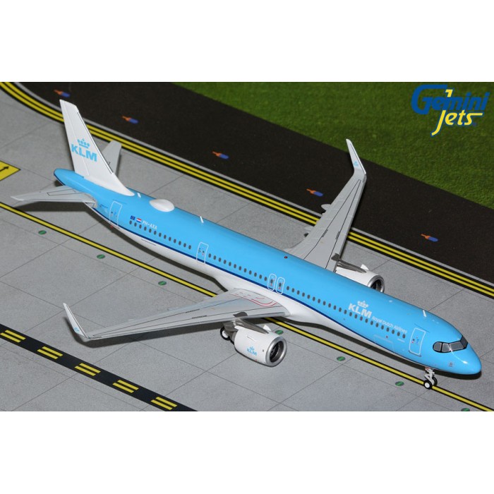 KLM Royal Dutch Airlines Airbus A321neo 1:200
